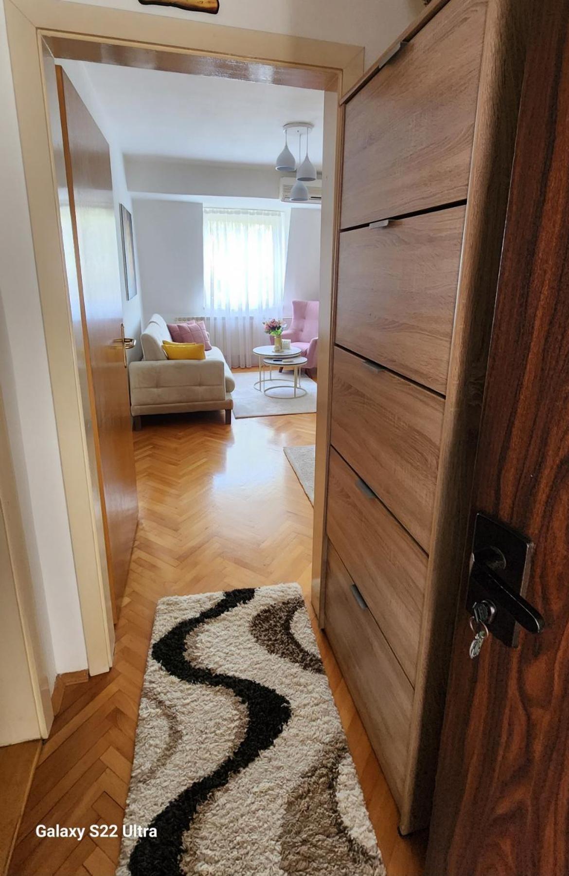 New Apartment 8, Self Check-In, Free Parking Skopje Ngoại thất bức ảnh