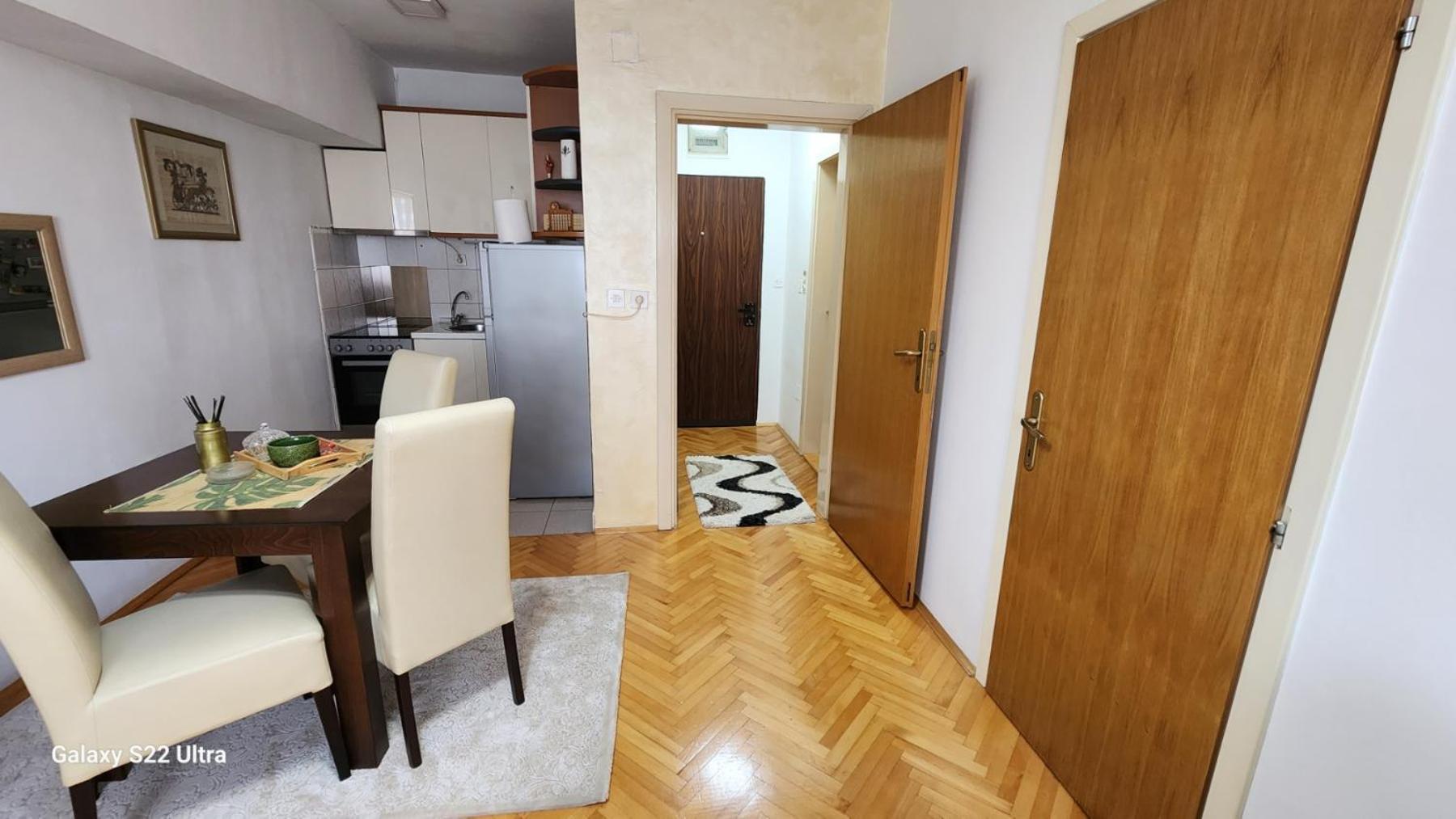 New Apartment 8, Self Check-In, Free Parking Skopje Ngoại thất bức ảnh
