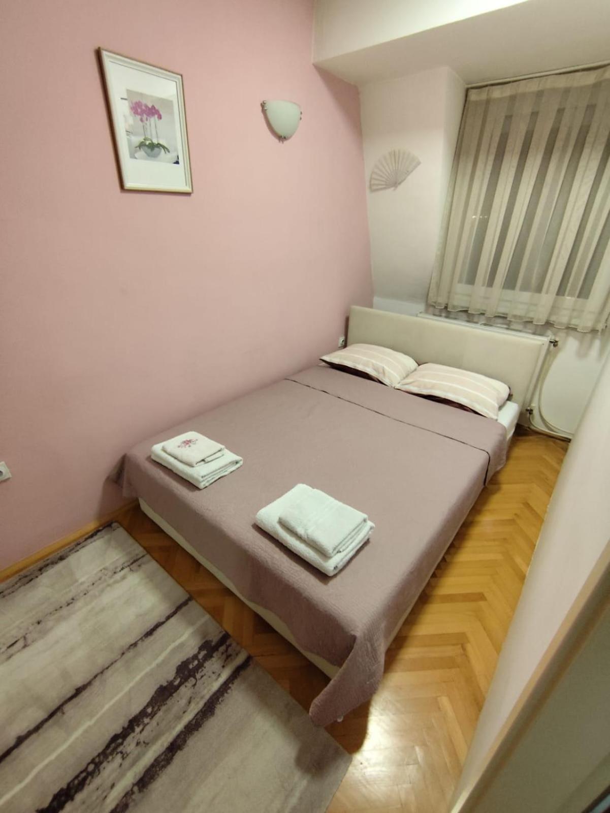 New Apartment 8, Self Check-In, Free Parking Skopje Ngoại thất bức ảnh